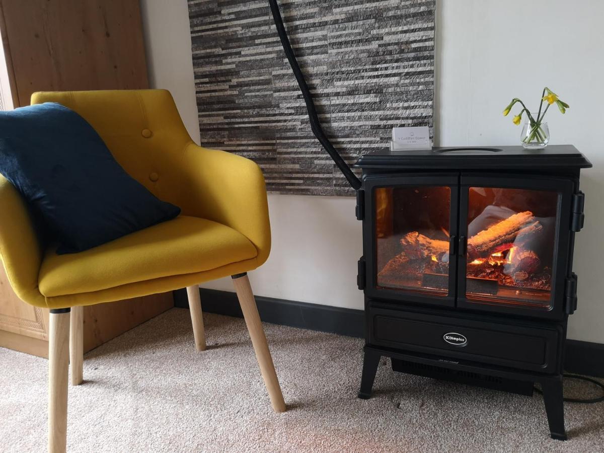 スウォンジー Y Cuddfan Gower Bed & Breakfast エクステリア 写真